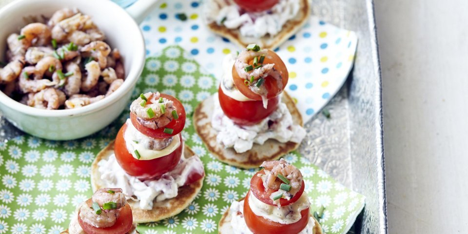 Blini’s met mini-tomaat Garnaal