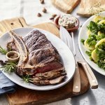 Côte à l’os met kool en feestelijke boter