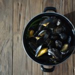 Moules à la vinaigrette de poivron