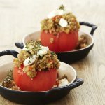 Tomates végétariennes farcies au quinoa et au fromage de chèvre