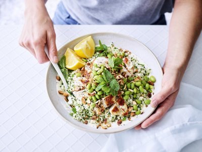 Kipfilet met bloemkoolrijst en groenten