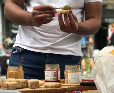 brood met chutney brood met chutney