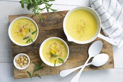 Gele paprikasoep met mascarpone Gele paprikasoep met mascarpone