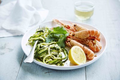 Courgettini met kale-pesto en langoustines Courgettini met kale-pesto en langoustines