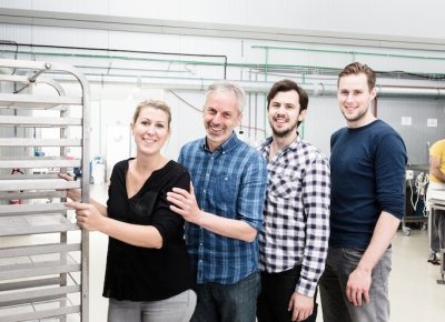 Dochter Nele, Stefaan Deraeve, zonen Karel en Lieven - © Bioforum/François De Heel Dochter Nele, Stefaan Deraeve, zonen Karel en Lieven - © Bioforum/François De Heel