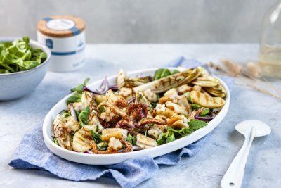 Warme salade met witloof, appel en inktvis Warme salade met witloof, appel en inktvis