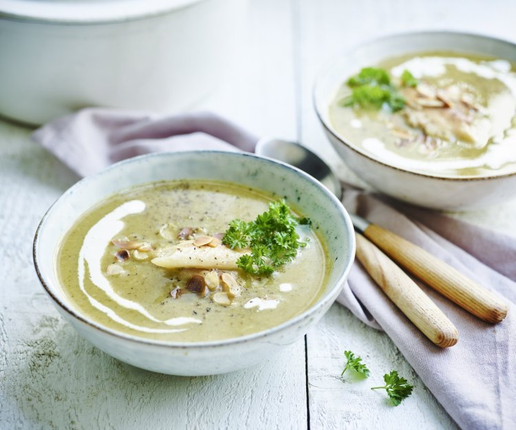 Broccolisoep met gerookte forel Broccolisoep met gerookte forel