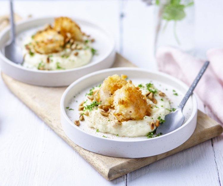 Krokante sint-jakobsnoten met zoete pastinaakpuree Krokante sint-jakobsnoten met zoete pastinaakpuree