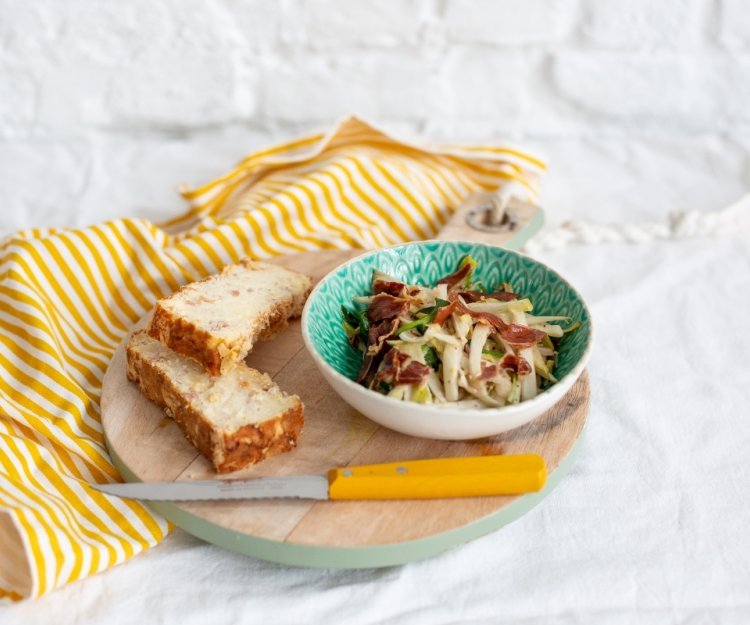 Hartige cake van aardappel en Gandaham met witloofslaatje Hartige cake van aardappel en Gandaham met witloofslaatje