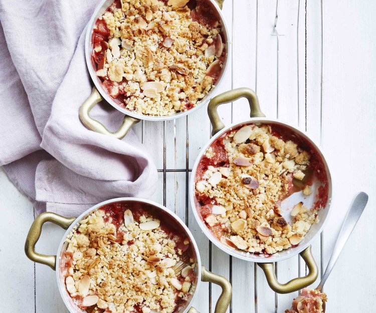 Crumble fraises rhubarbe Crumble fraises rhubarbe