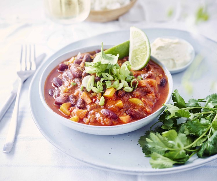 Chili sin carne met zure room Chili sin carne met zure room