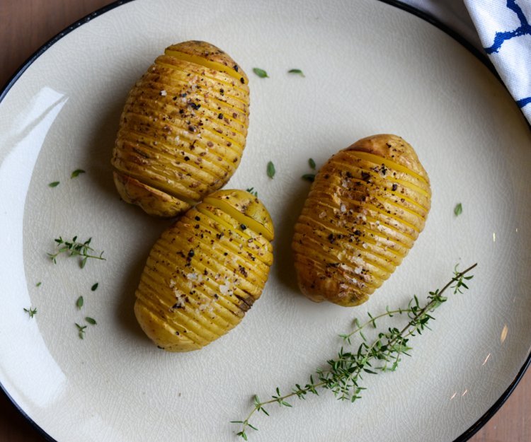 Hasselback aardappelen Lekker van bij ons