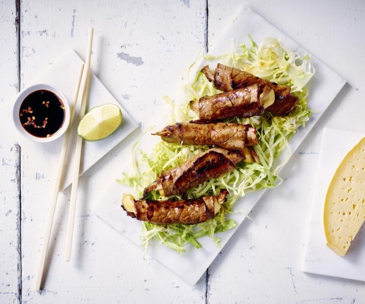 Yakitori van rundvlees met Passendale en oesterzwam Yakitori van rundvlees met Passendale en oesterzwam