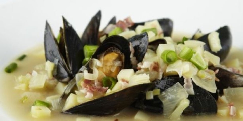 Soupe de pommes de terre et moules