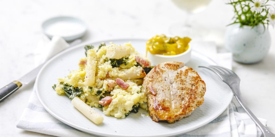 Boerenkoolpuree met schorseneren en kalfslapje