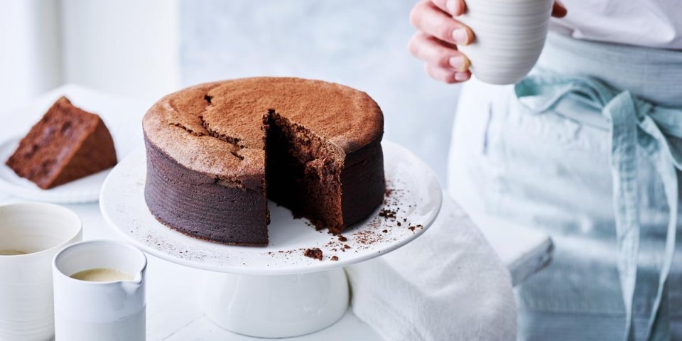 Chocoladecake met sausje van roodbruin bier Chocoladecake met sausje van roodbruin bier