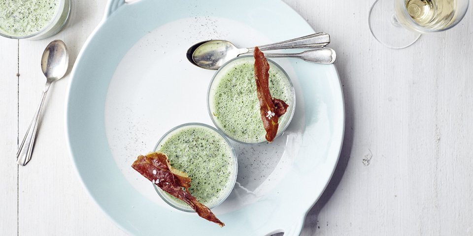 Gaspacho au vert et jambon croustillant