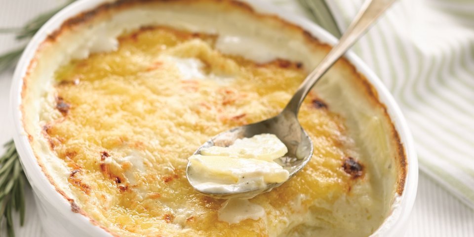 Gratin de pommes de terre au fromage de chèvre et romarin