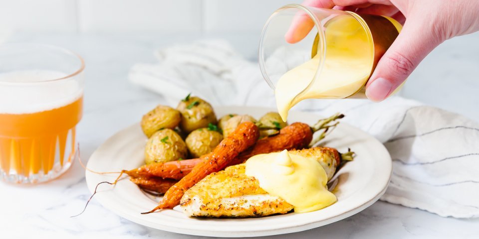 Mechelse koekoek met mousselinesaus van pickles en oude geuze Mechelse koekoek met mousselinesaus van pickles en oude geuze