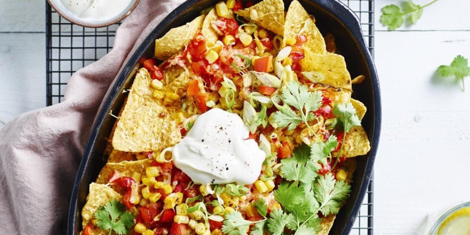 Nacho's met kaas en tomatensalsa Nacho's met kaas en tomatensalsa