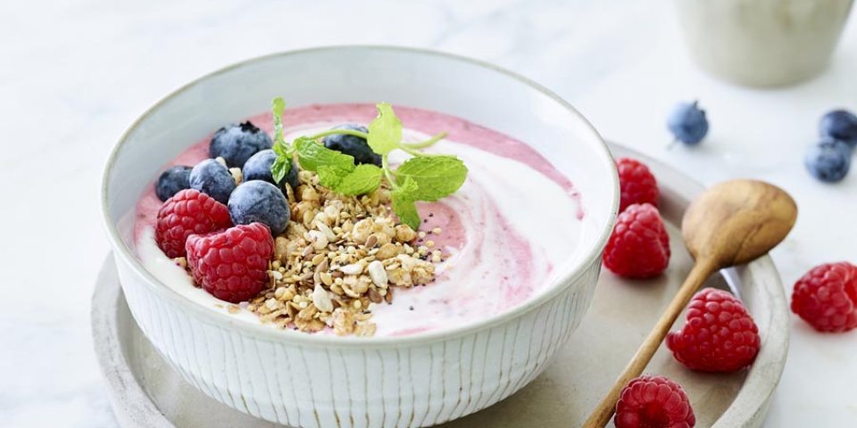 Bol de smoothie aux framboises Bol de smoothie aux framboises