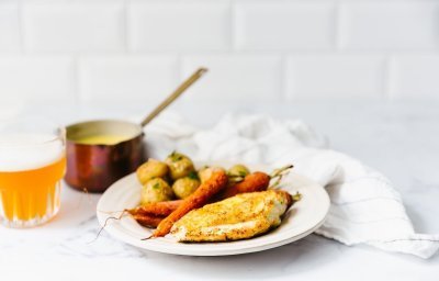 Mechelse koekoek met mousselinesaus van pickles en oude geuze