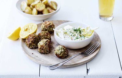 Falafel met witloofsalade en aardappelen in de oven