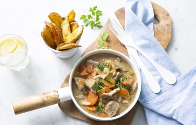 Kalfsragout met ovenfrietjes 