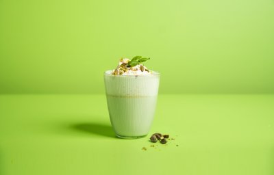 Milkshake met basilicum en pistache