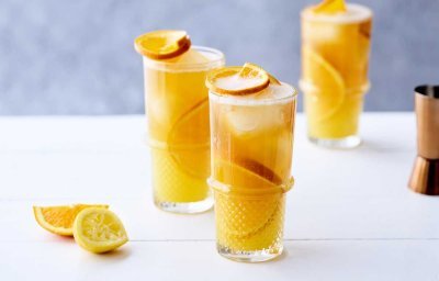 Mocktail met palm, leffe en sinaasappel