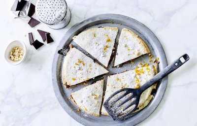 Quesadilla met chocolade mignonnette, peer en roomkaas