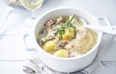 Stoofpotje met kip, champignons en aardappelen