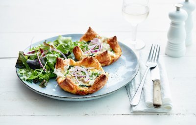 Quiche van steenbolk met spinazie en geitenkaas