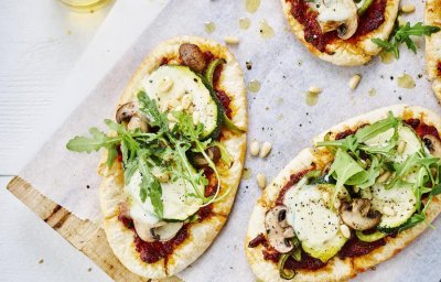 Pita pizza végétarienne