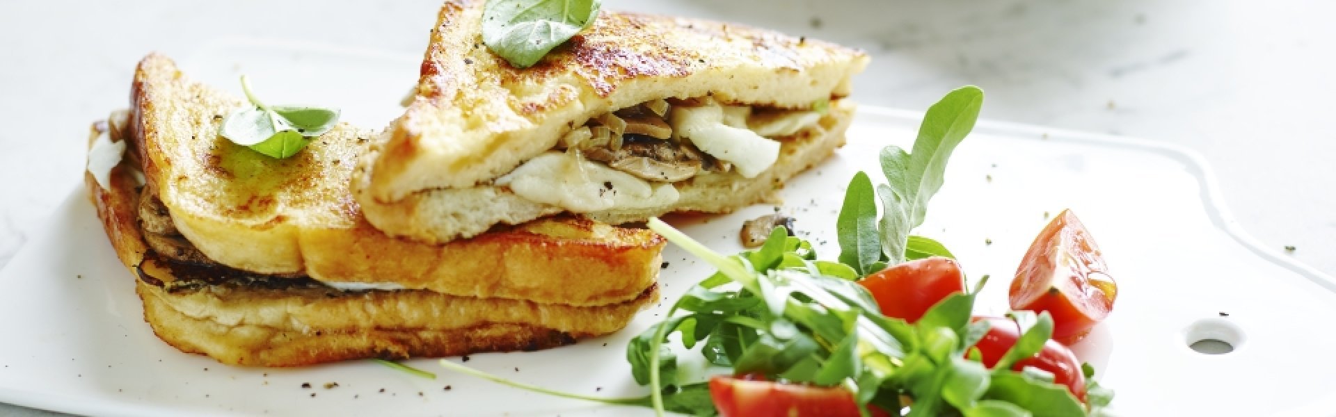 De croque monsieur in verschillende jasjes De croque monsieur in verschillende jasjes