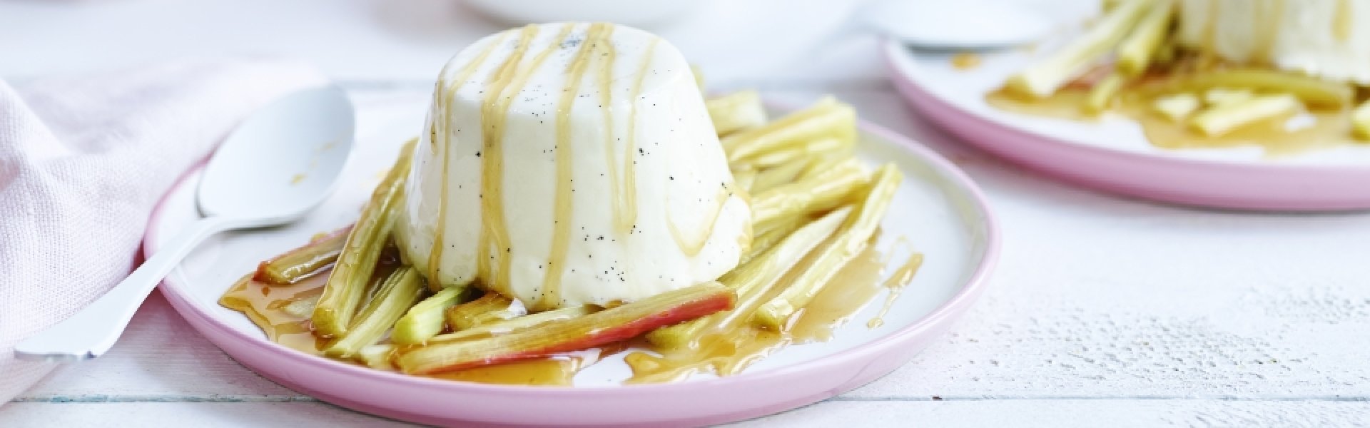 Panna cotta met rabarber Panna cotta met rabarber