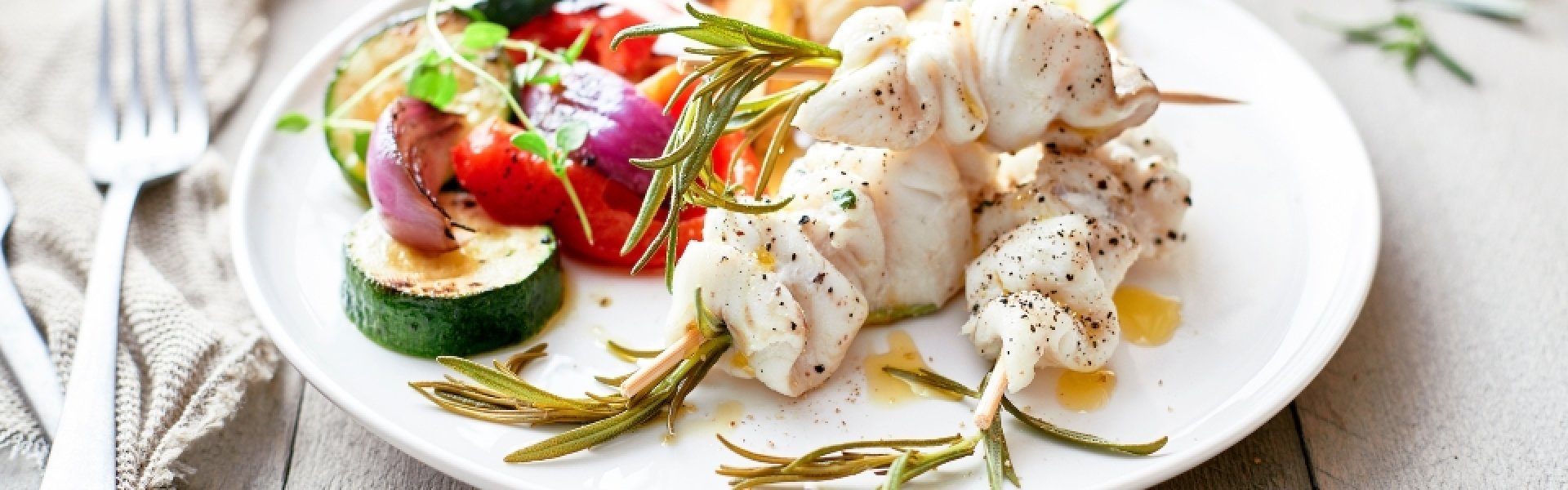 Altijd pret met een lekkere visbrochette! Altijd pret met een lekkere visbrochette!
